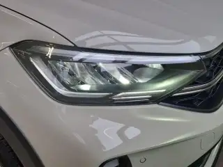 Vehicle image thumbnail, number 7