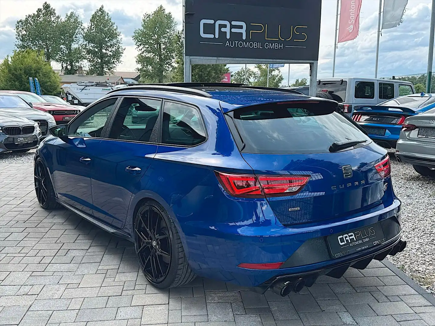 Vehicle image, number 9