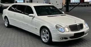 Vehicle image thumbnail, number 3