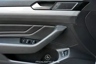 Vehicle image thumbnail, number 18