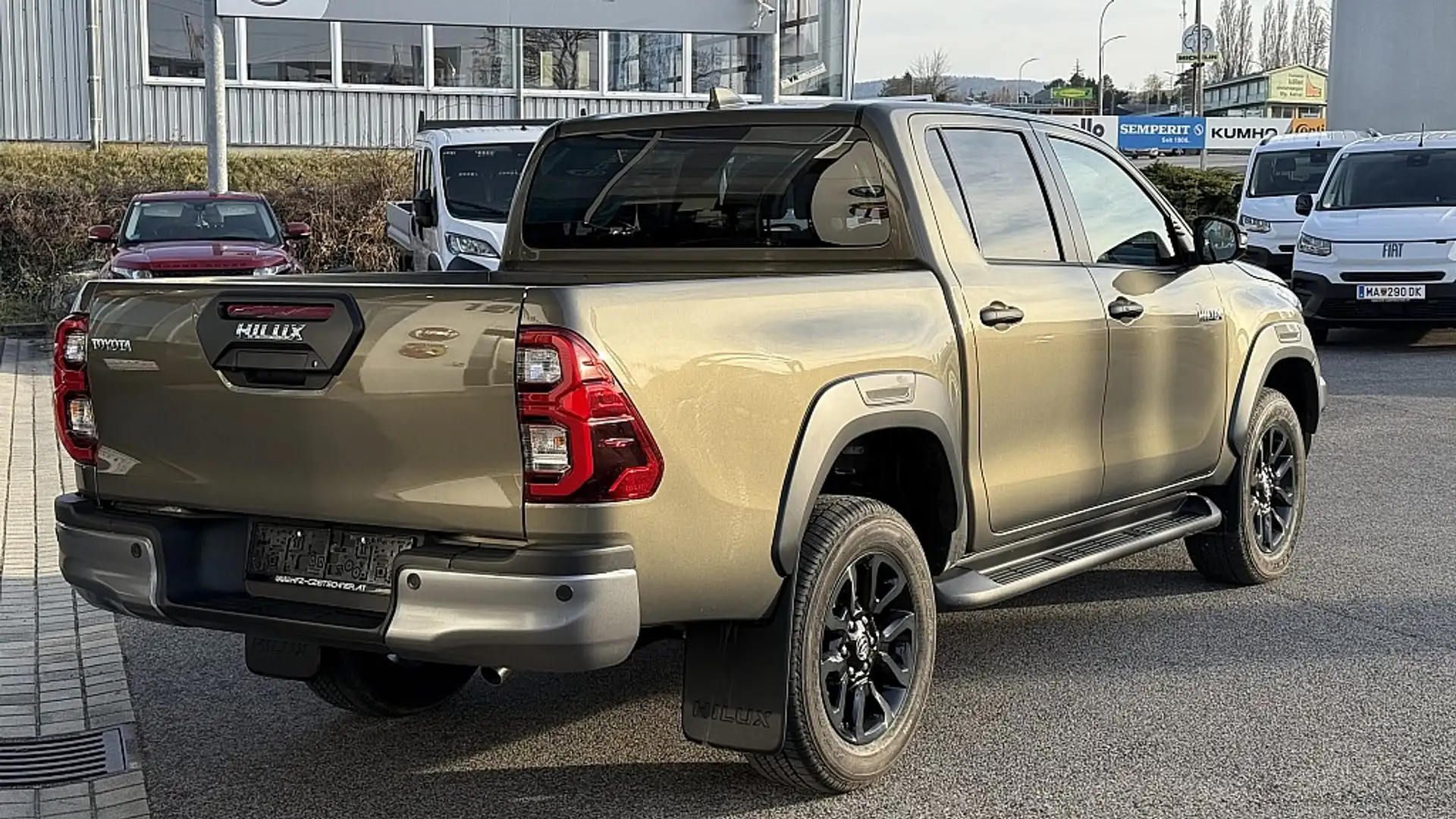 Vehicle image, number 5