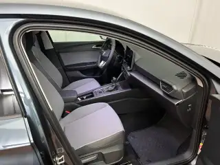 Vehicle image thumbnail, number 7