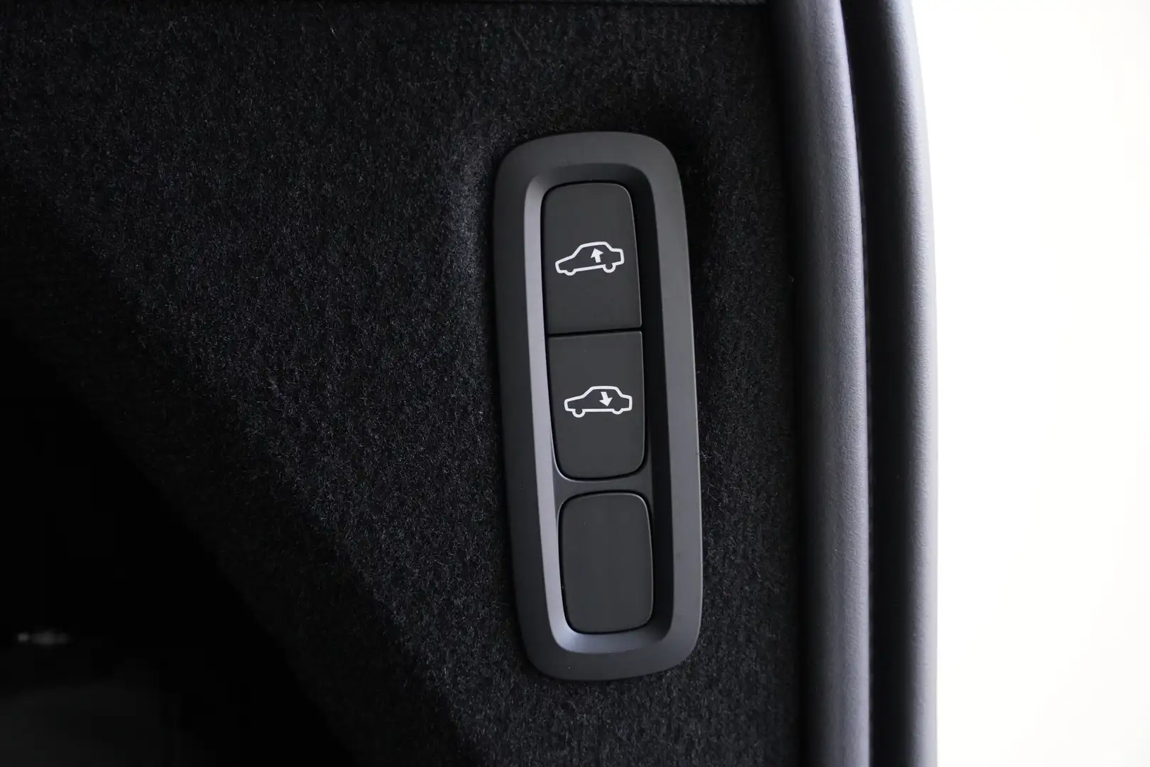 Vehicle image, number 15