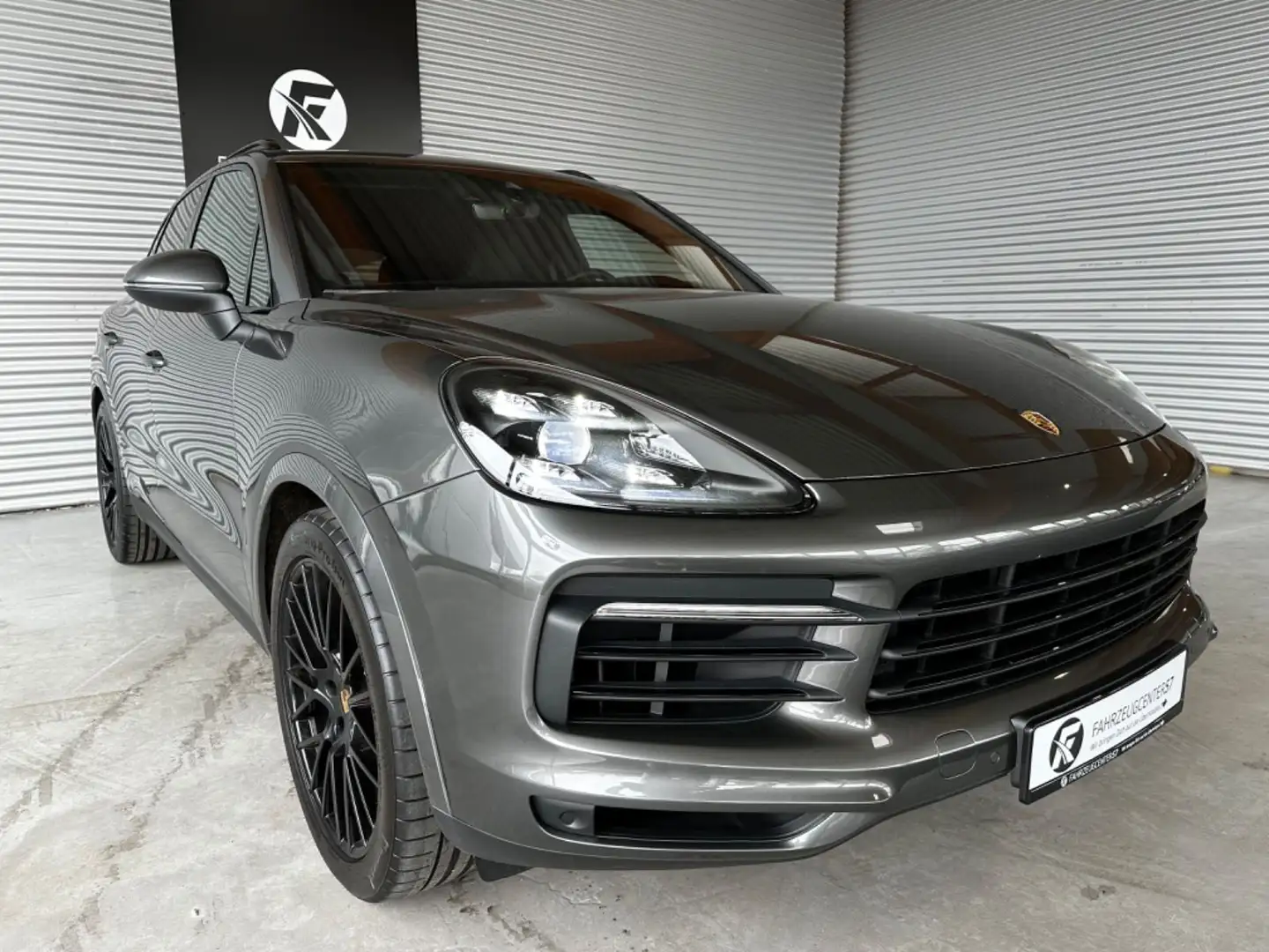 Vehicle image, number 5