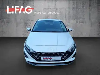 Vehicle image thumbnail, number 3