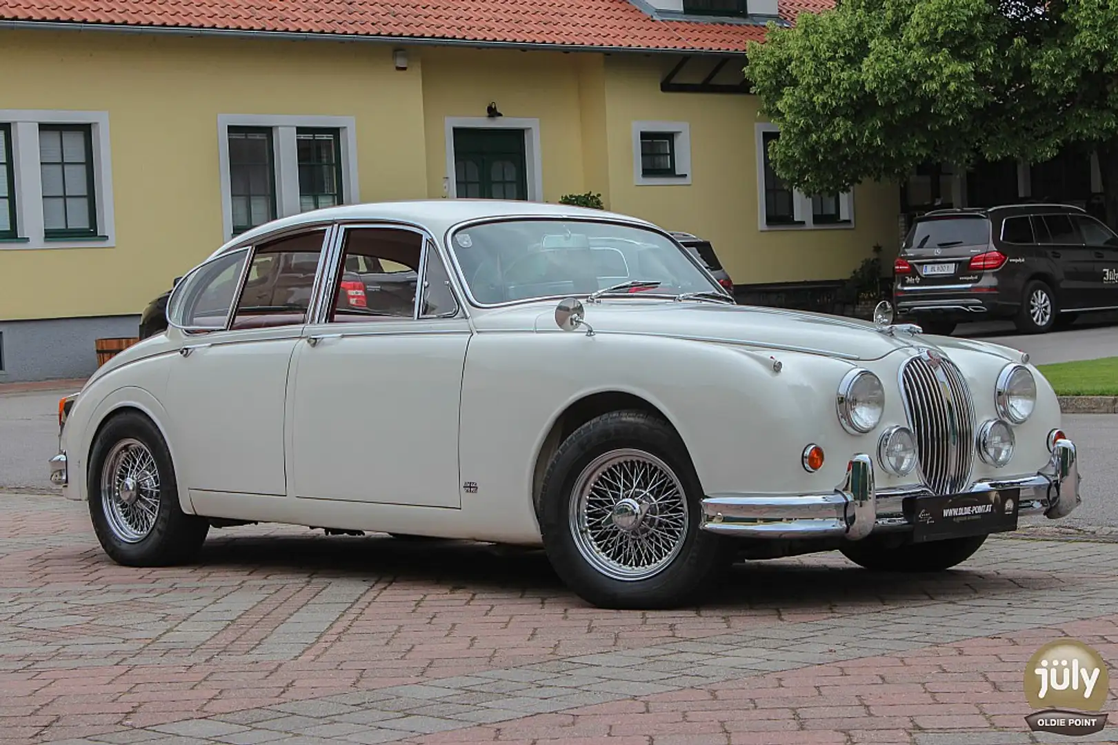 Vehicle image, number 1