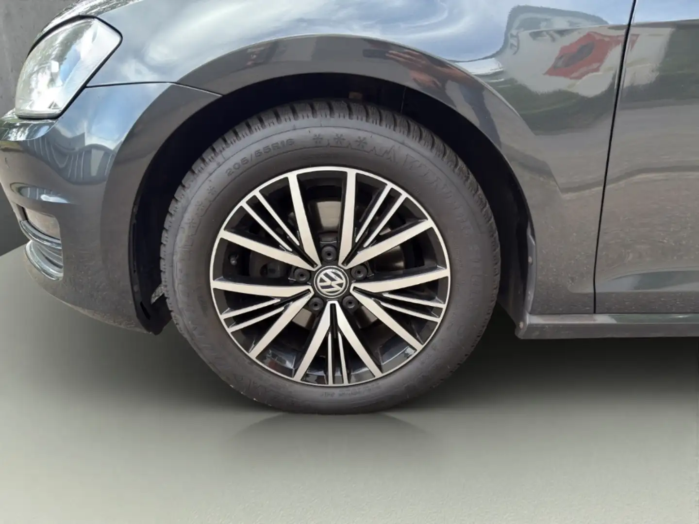 Vehicle image, number 17