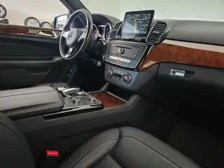 Vehicle image thumbnail, number 18