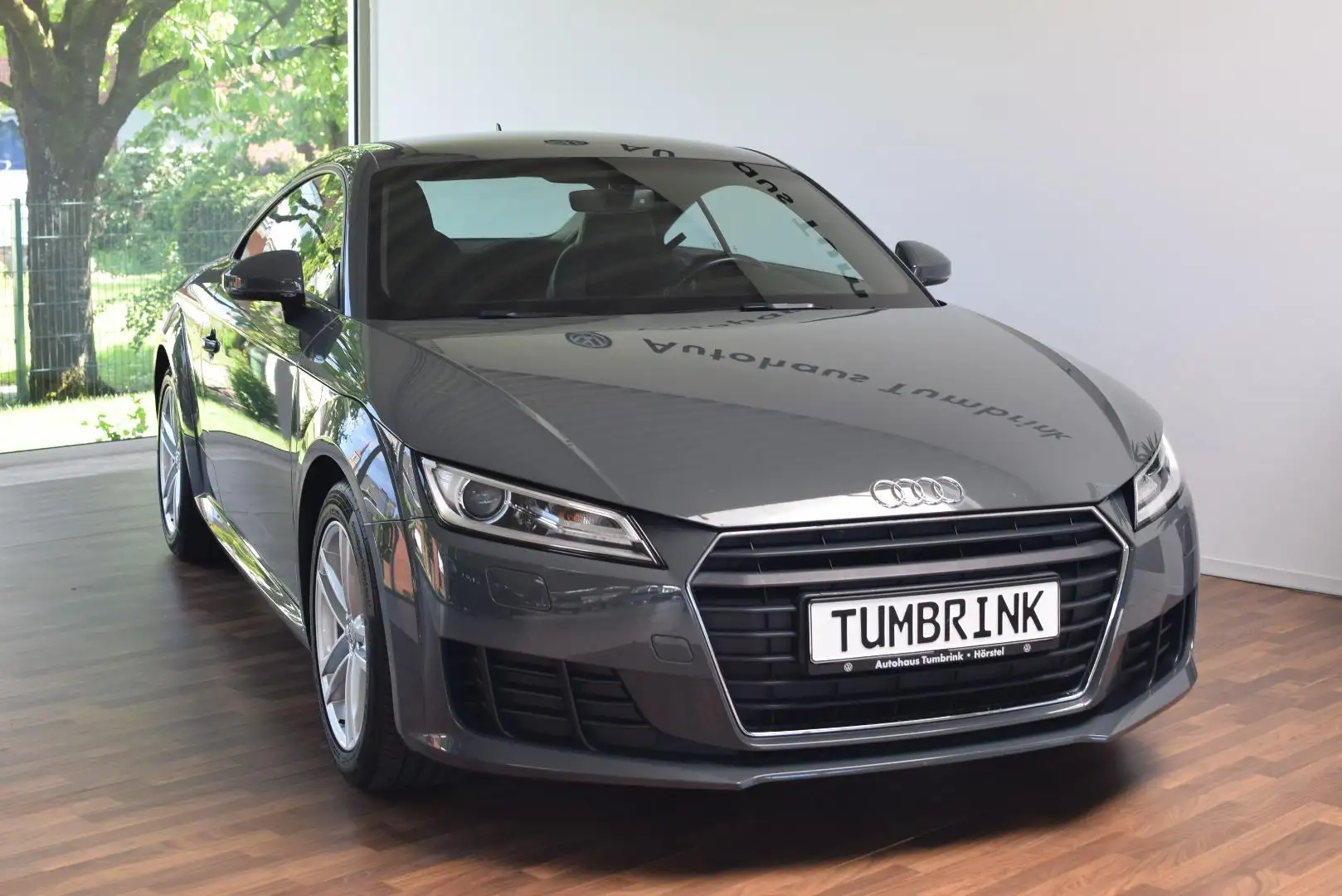 Vehicle image, number 3
