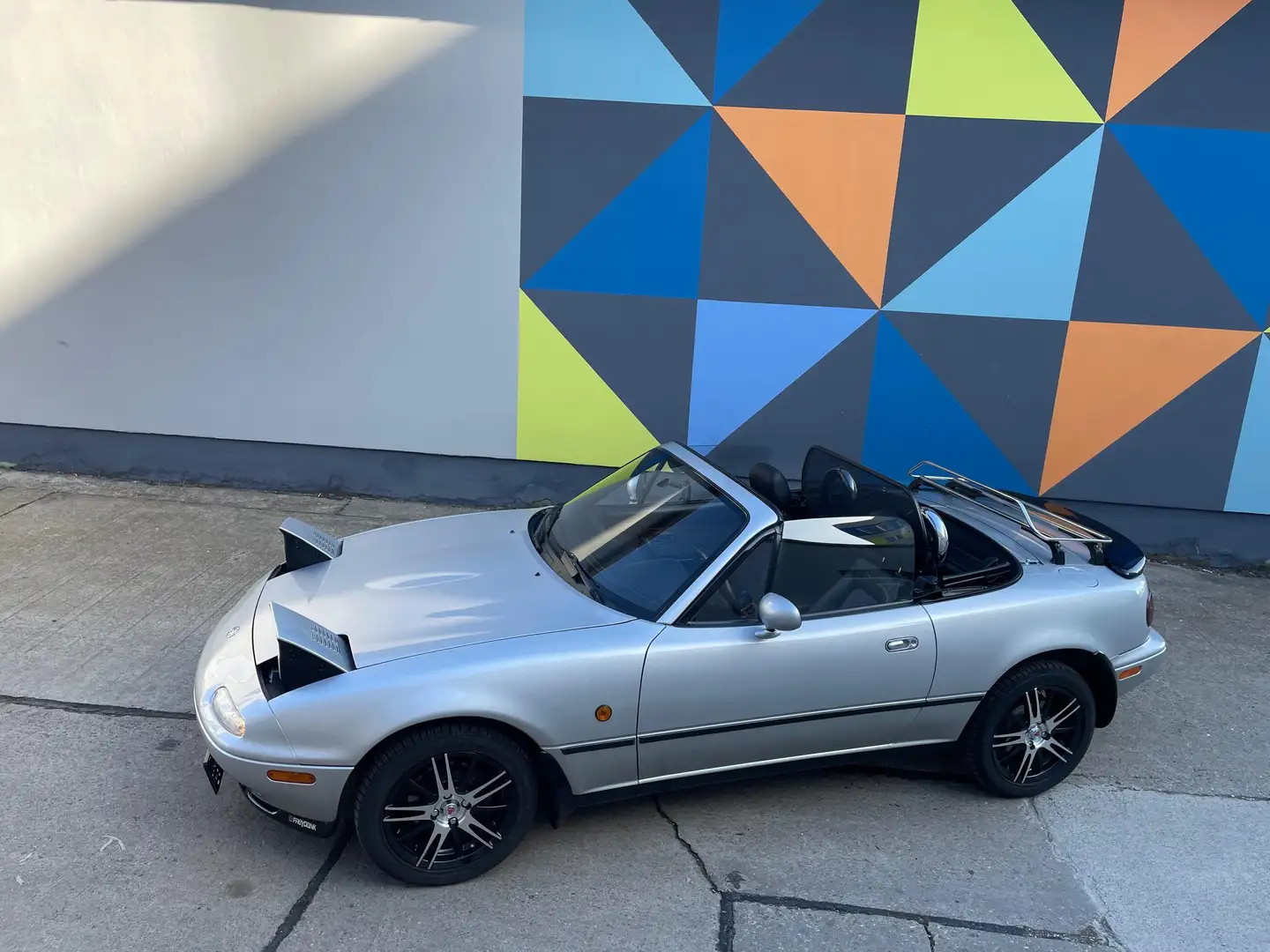 Vehicle image, number 1