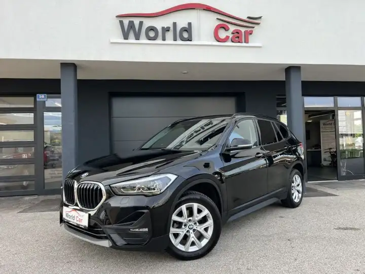 Additional image of the vehicle