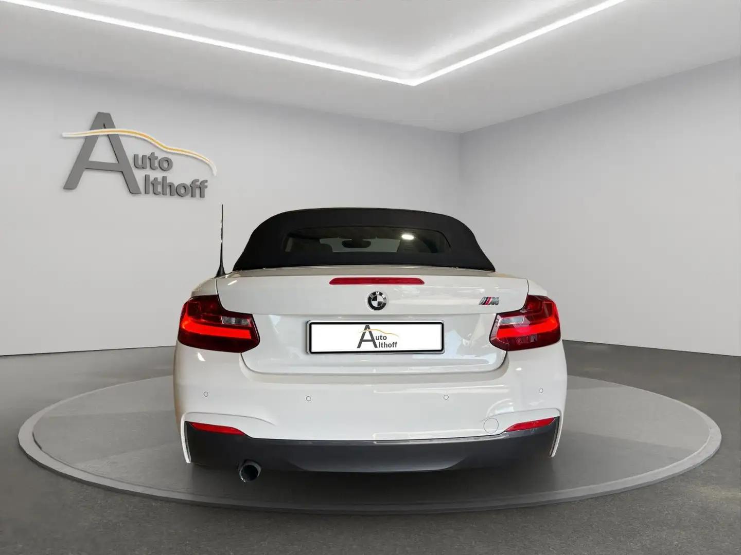 Vehicle image, number 5