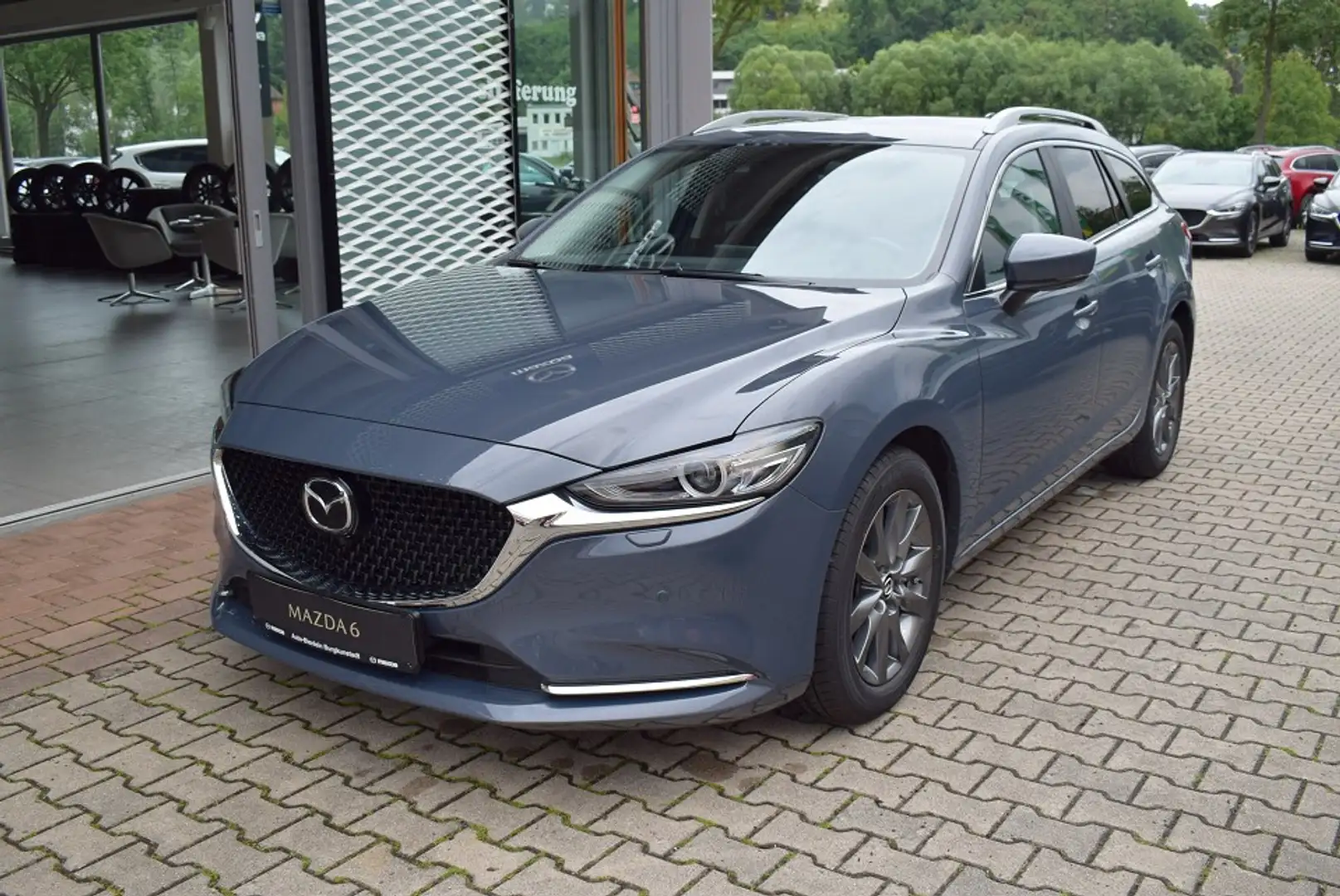 Vehicle image, number 2