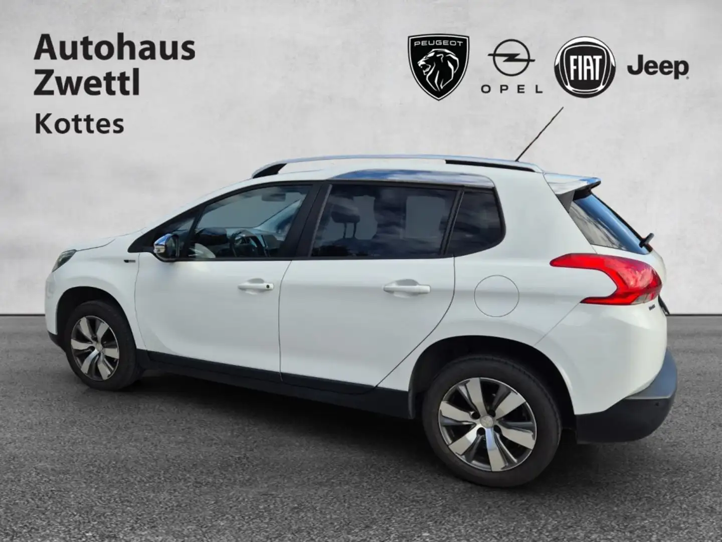 Vehicle image, number 4