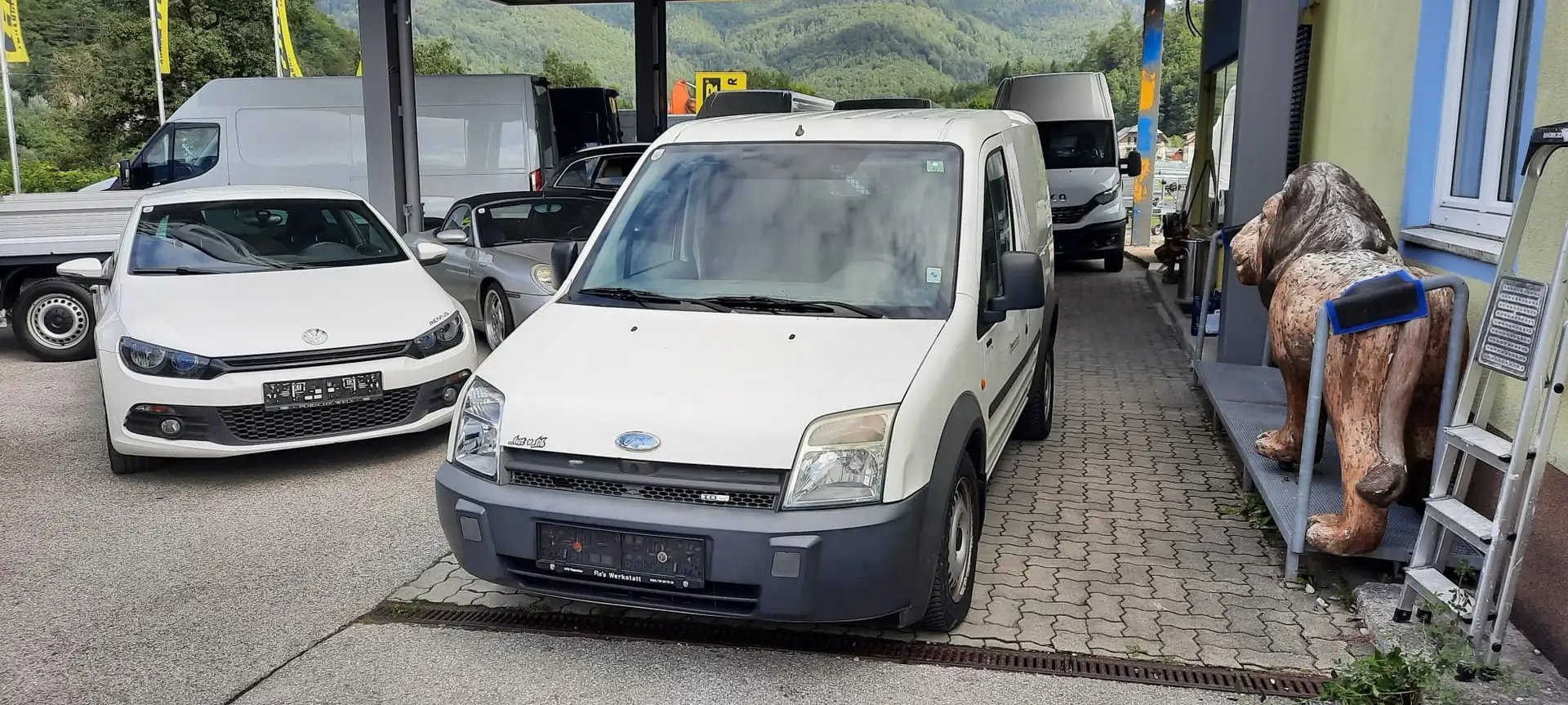Vehicle image, number 1