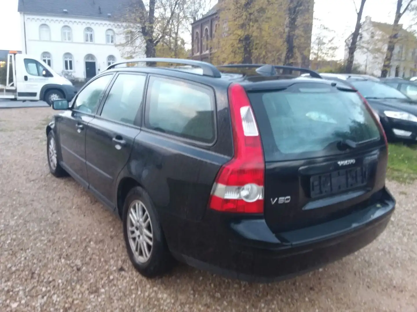 Vehicle image, number 3
