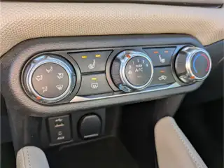 Vehicle image thumbnail, number 13