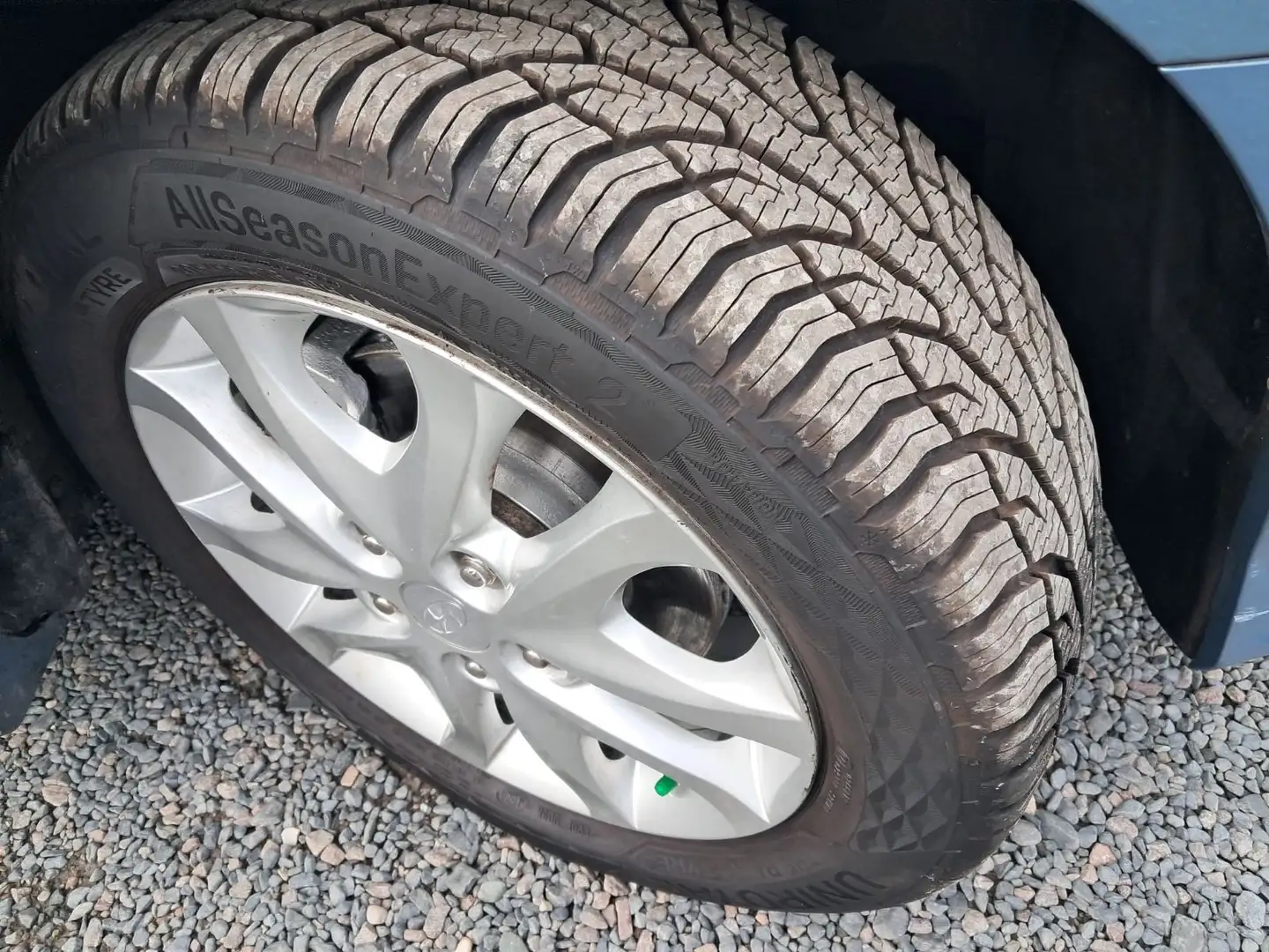 Vehicle image, number 8