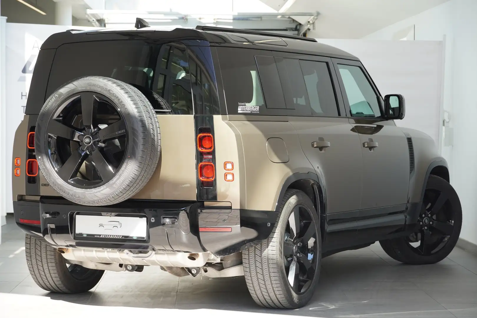 Vehicle image, number 7