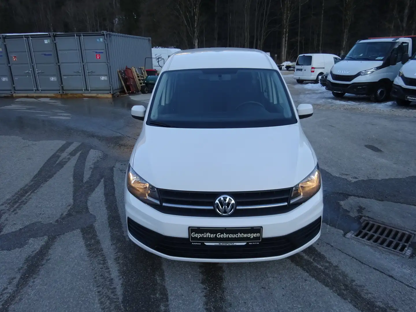 Vehicle image, number 11