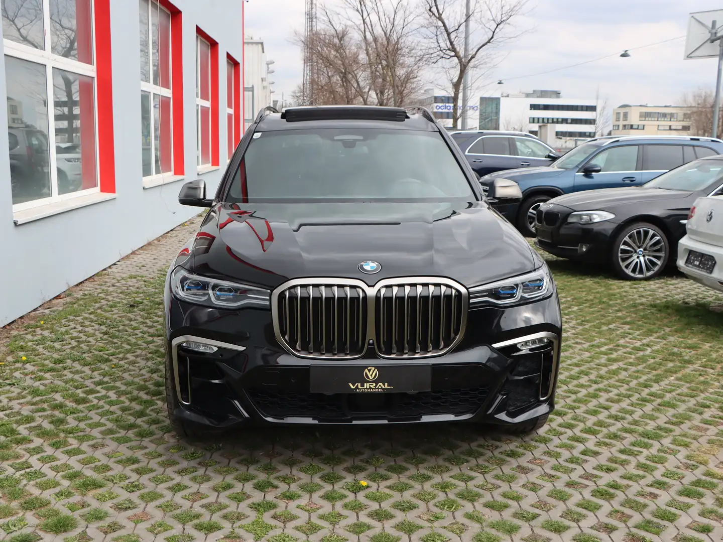 Vehicle image, number 3