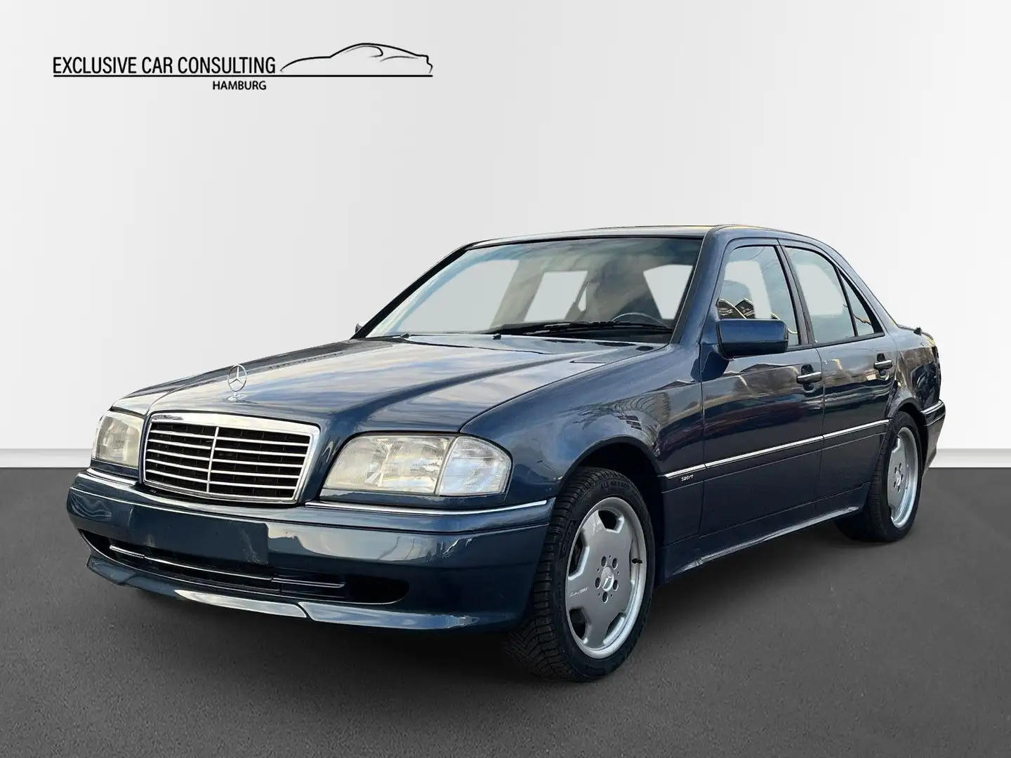 Vehicle image, number 3