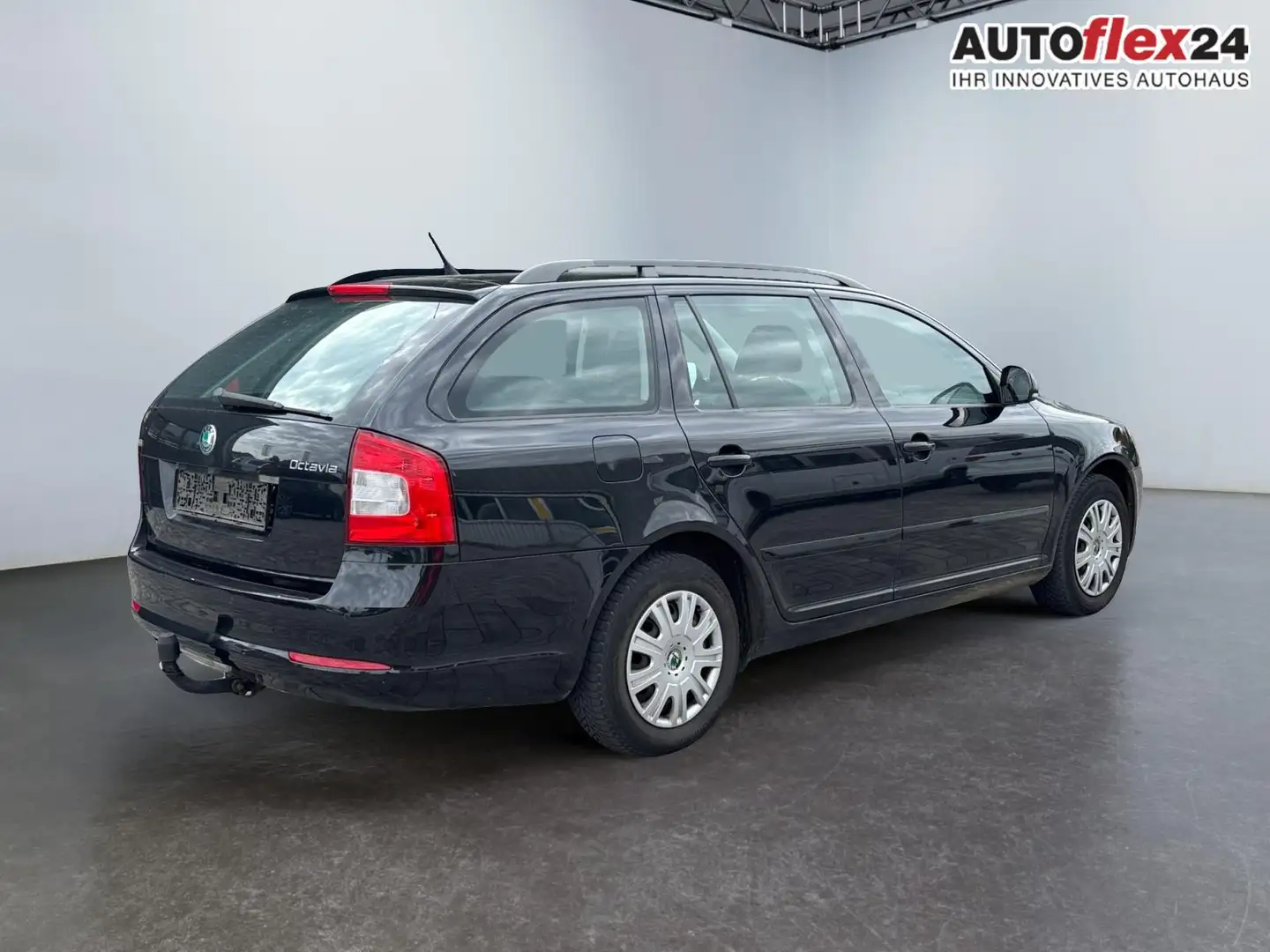 Vehicle image, number 7