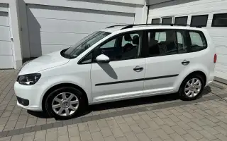 Vehicle image thumbnail, number 4