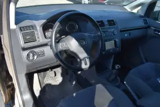 Vehicle image thumbnail, number 16