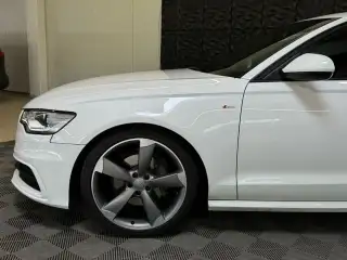Vehicle image thumbnail, number 5