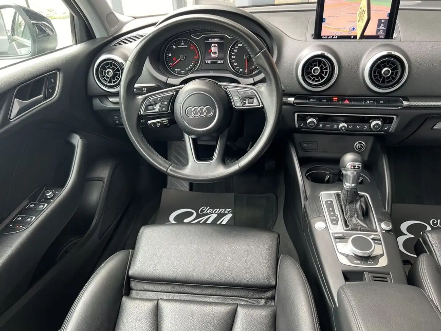Vehicle image, number 17