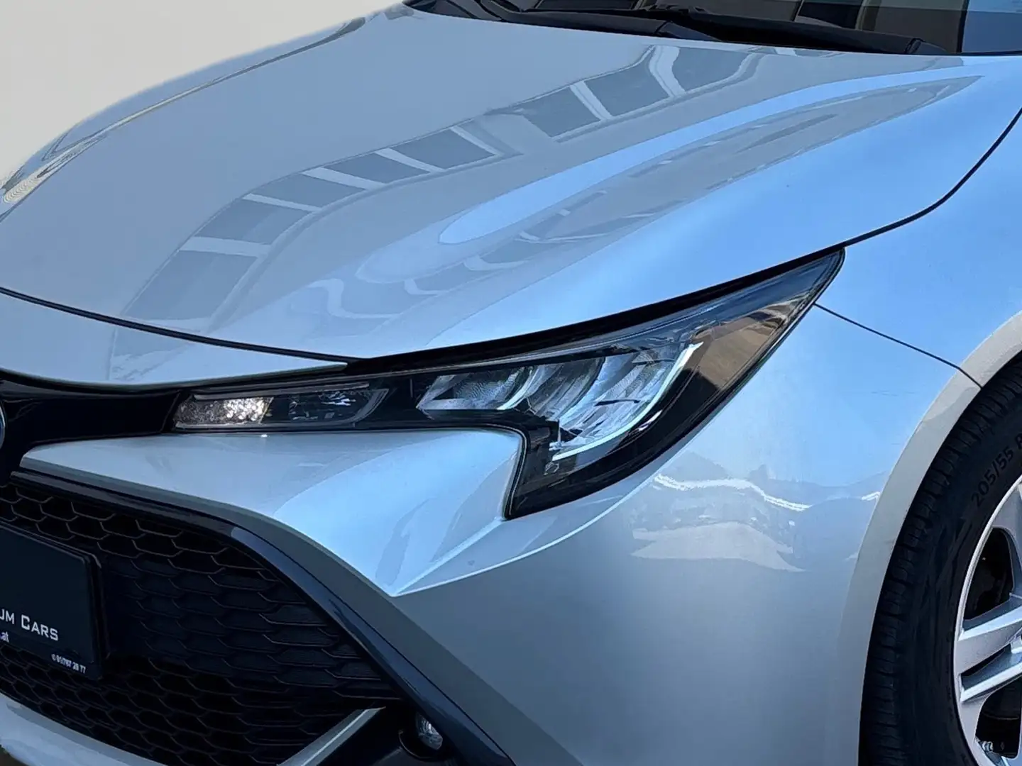 Vehicle image, number 9