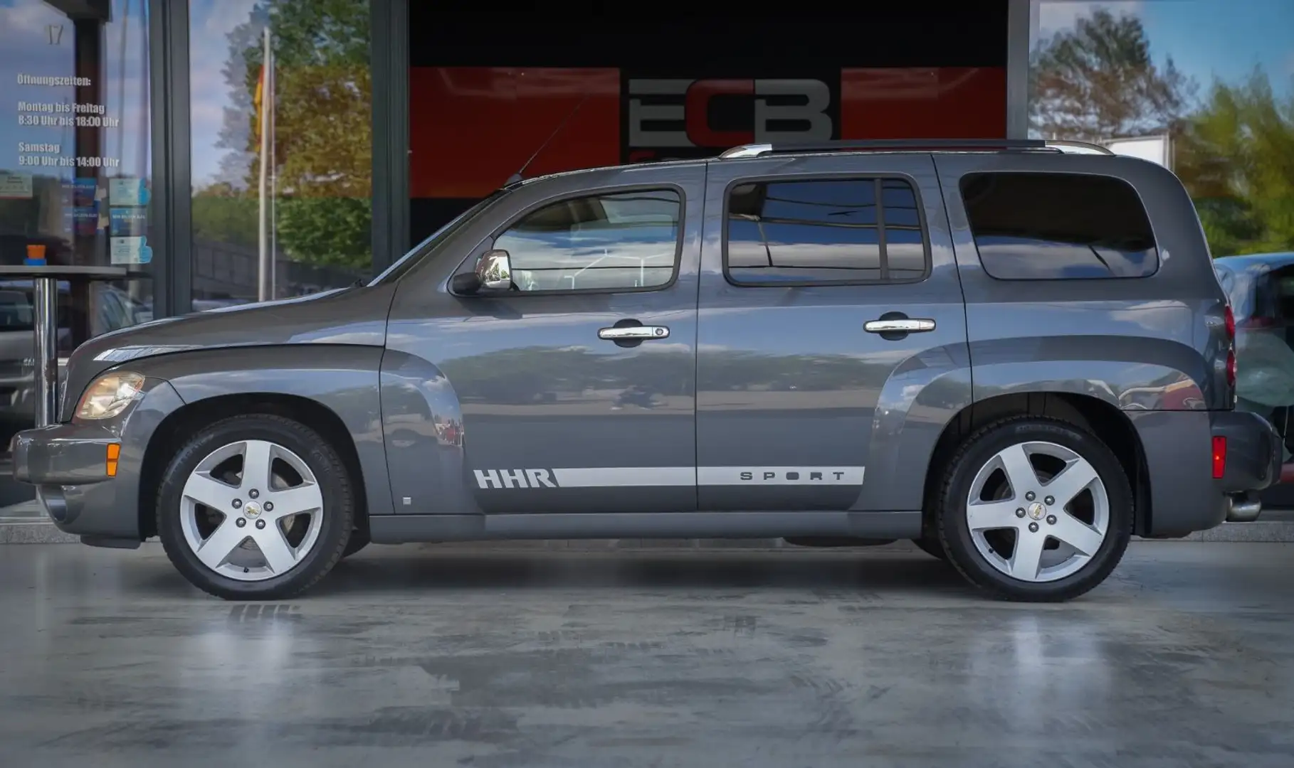 Vehicle image, number 2