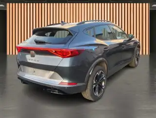 Vehicle image thumbnail, number 7