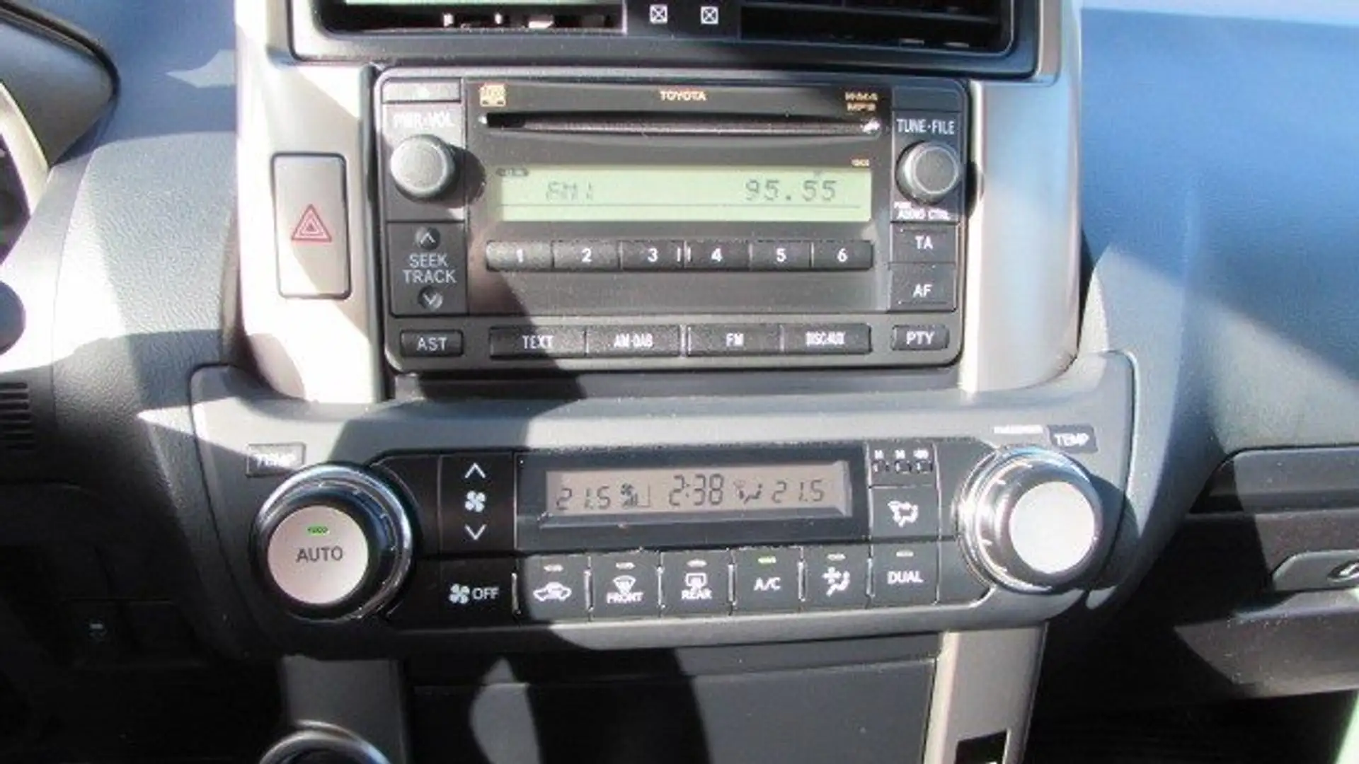 Vehicle image, number 18