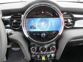 Vehicle image thumbnail, number 12