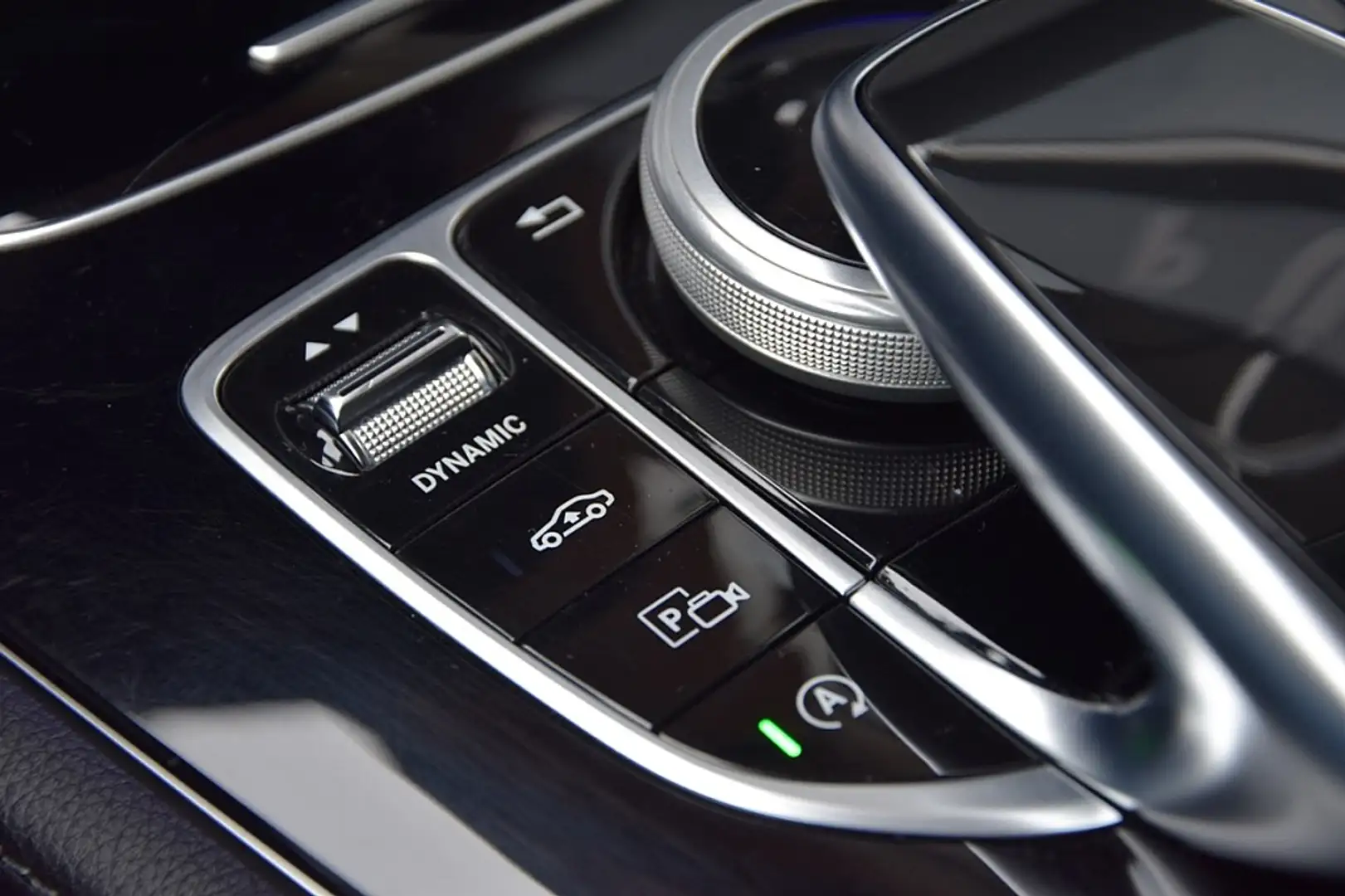 Vehicle image, number 9