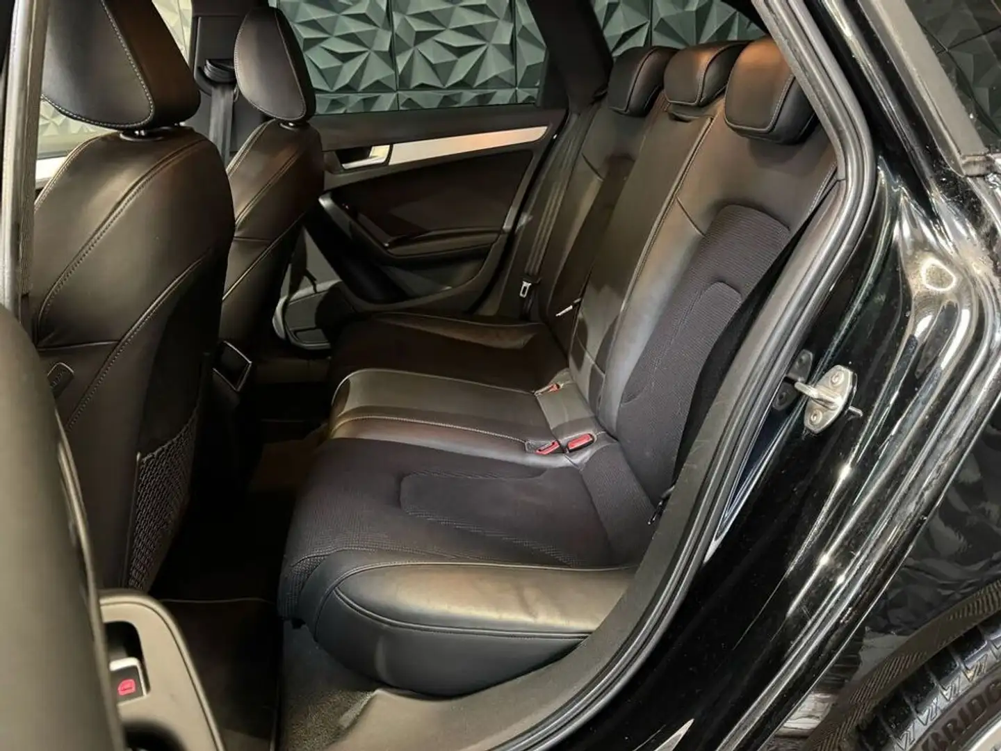 Vehicle image, number 7