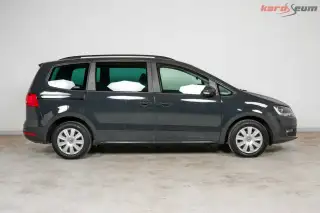 Vehicle image thumbnail, number 4