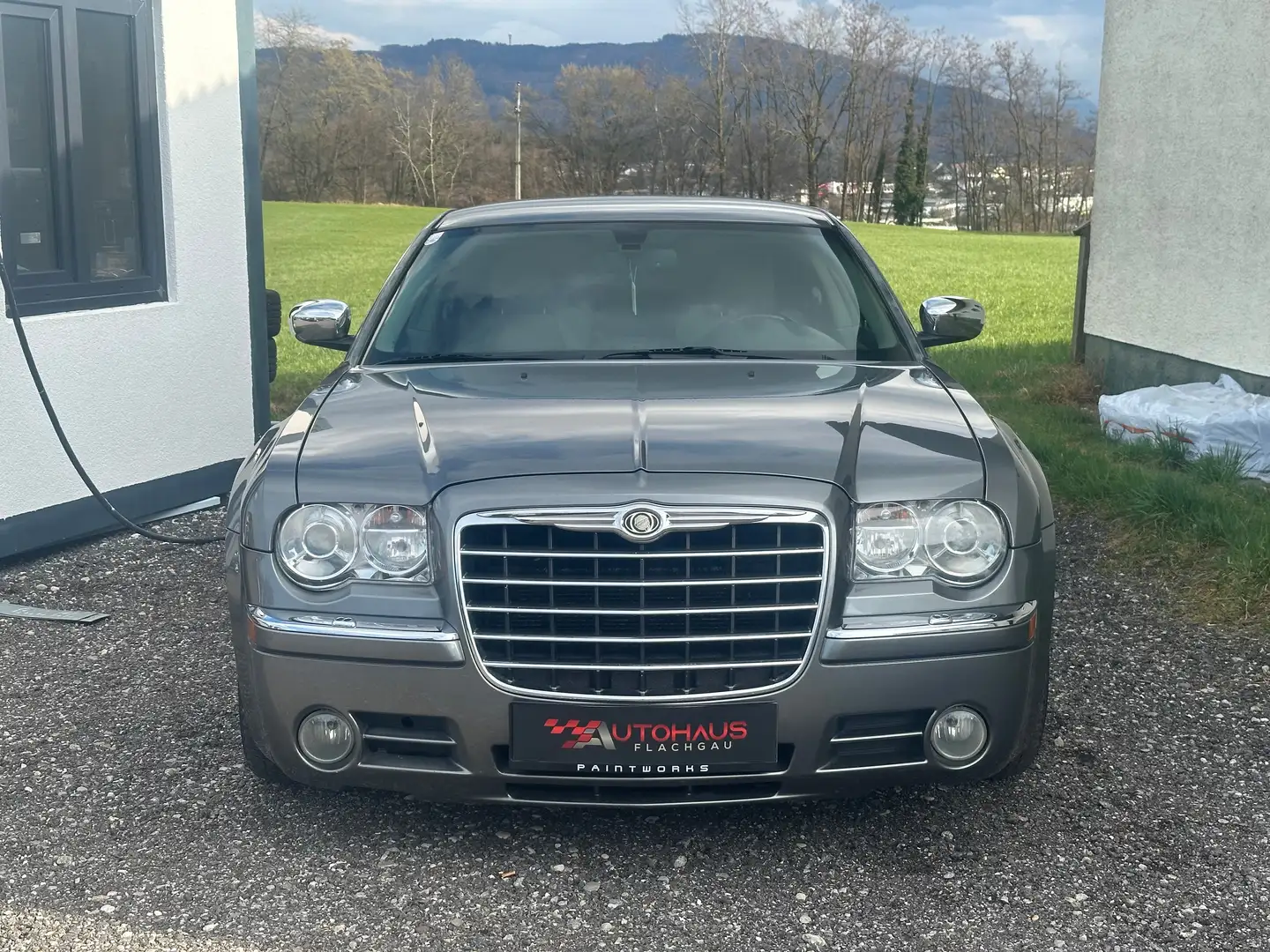 Vehicle image, number 2