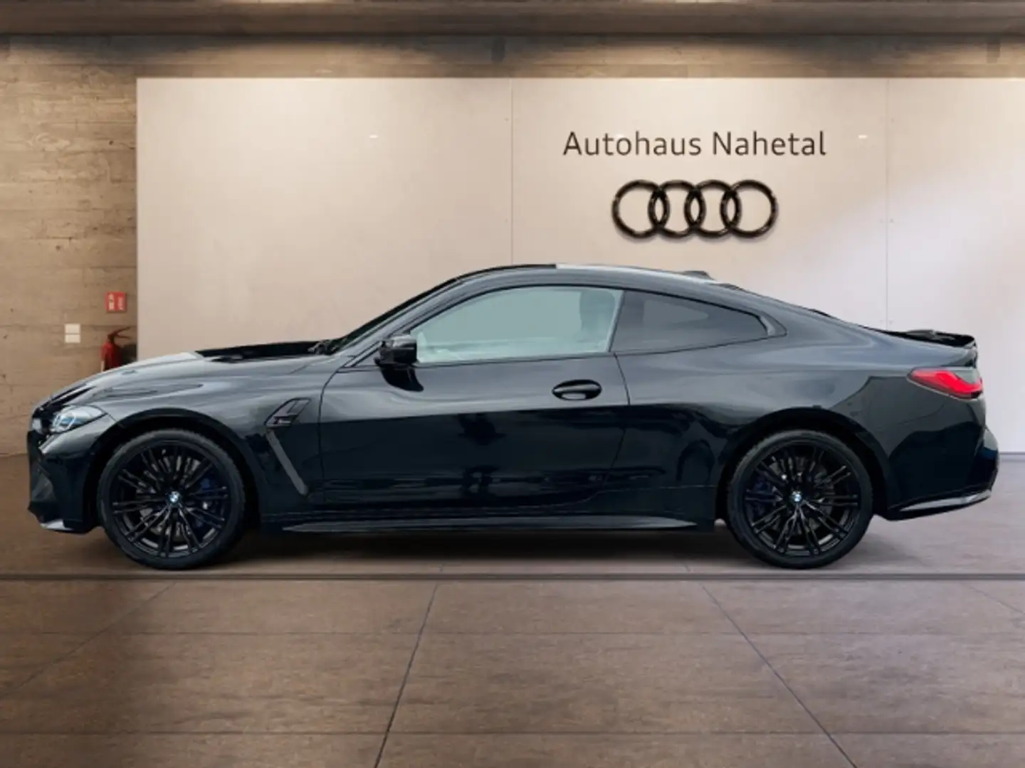 Vehicle image, number 3