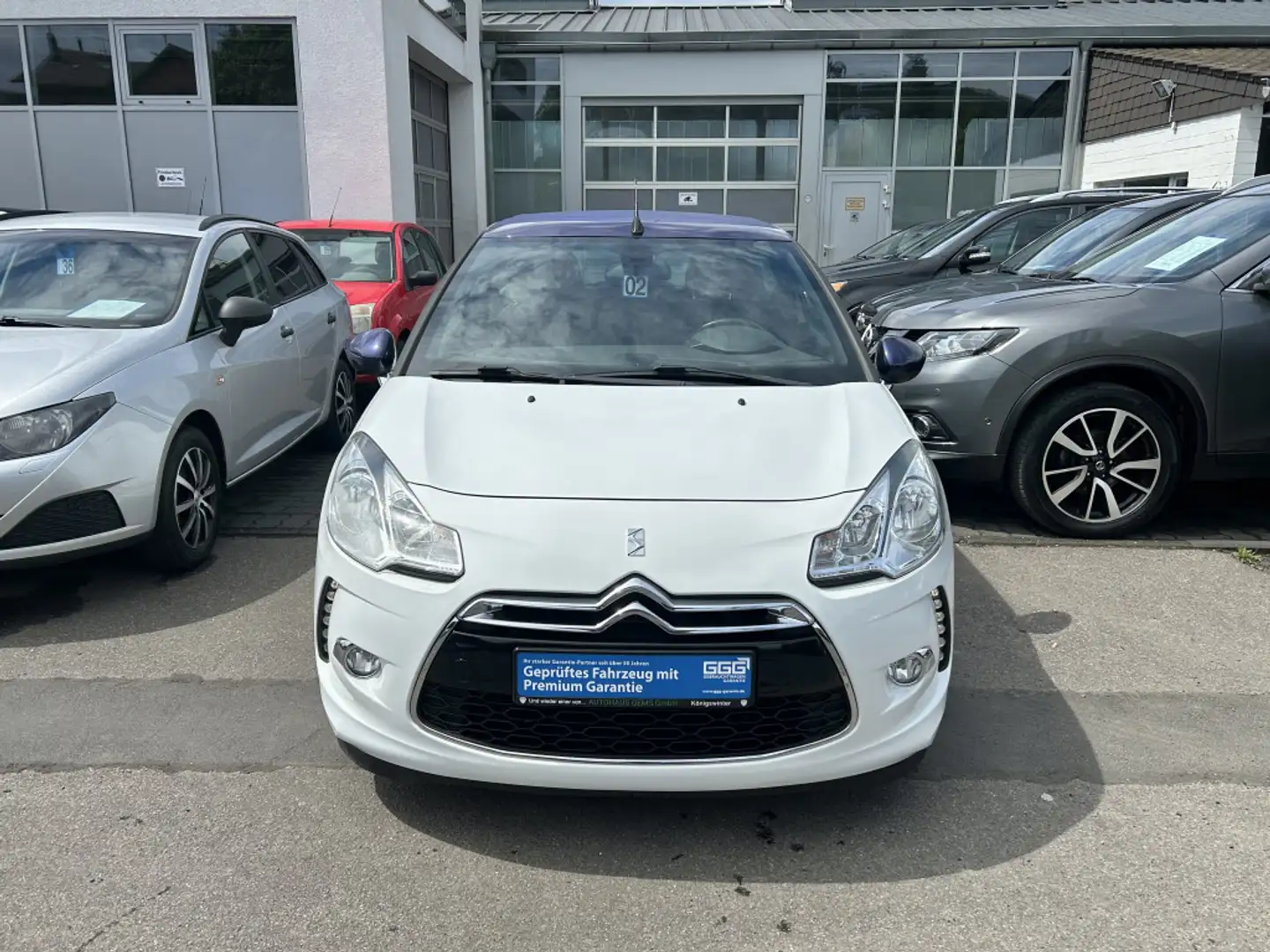 Vehicle image, number 2