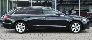 Vehicle image thumbnail, number 6