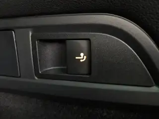 Vehicle image thumbnail, number 14
