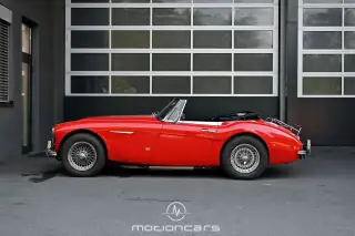 Vehicle image thumbnail, number 12