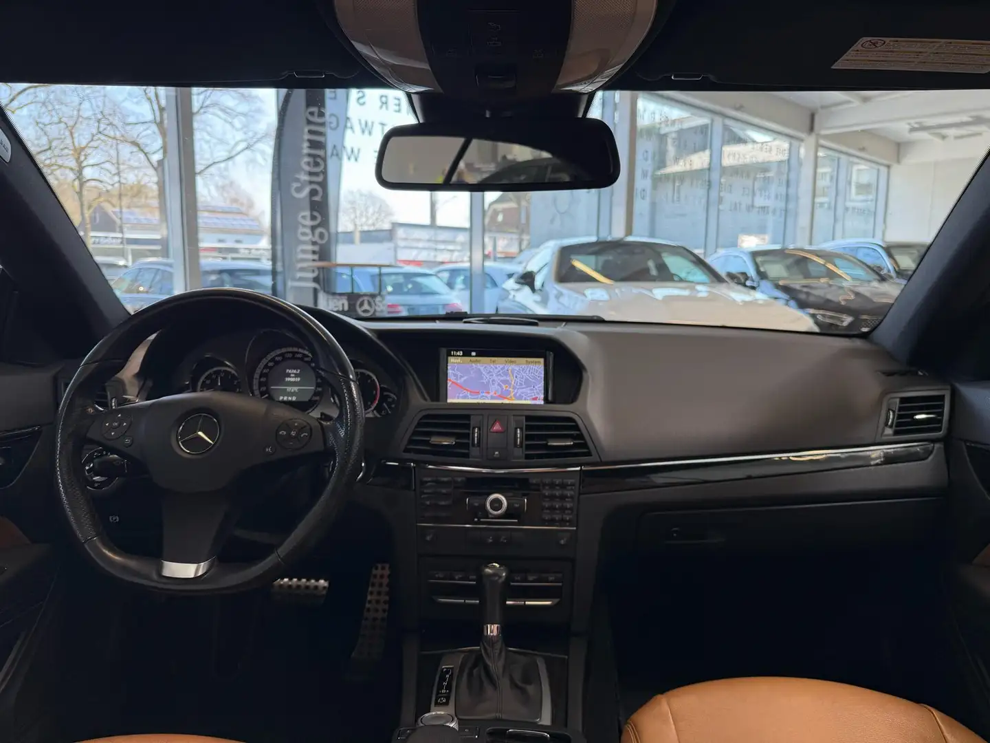Vehicle image, number 10