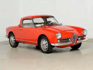 Vehicle image thumbnail, number 3
