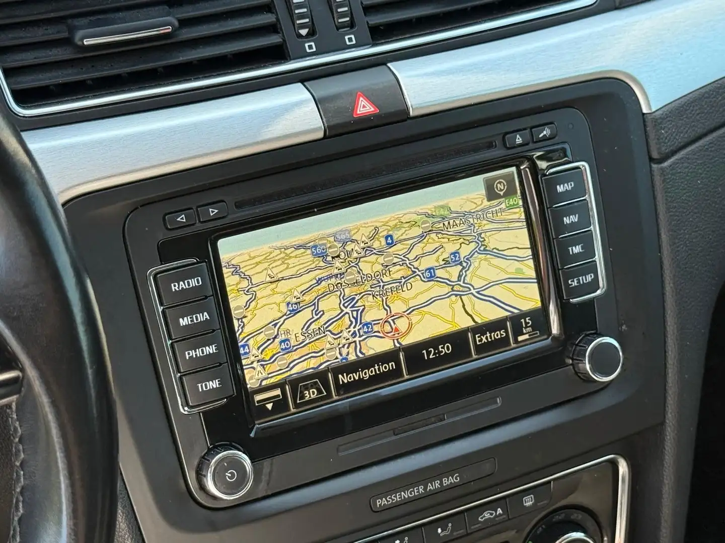 Vehicle image, number 10