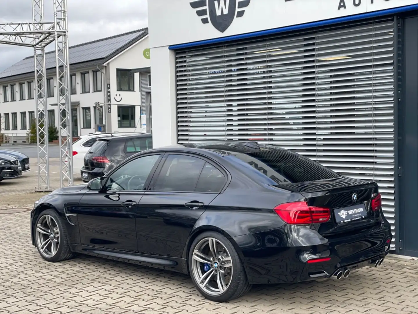 Vehicle image, number 6