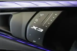 Vehicle image thumbnail, number 11